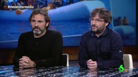 (13-10-16) Jordi Évole y Óscar Camps explican sus experiencias sobre los rescates de los inmigrantes en alta mar