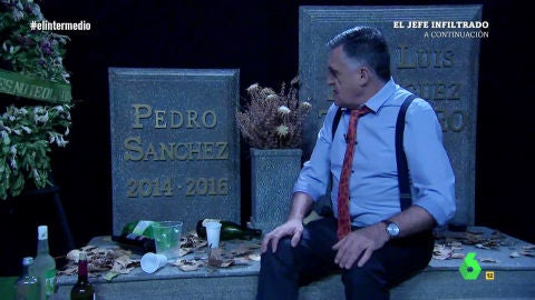 (26-01-17) Wyoming visita la tumba de Pedro Sánchez: "Perjudicar a tu propio partido no tiene nombre. Bueno sí, Aznar"