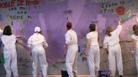 (05-03-18) "¡Aquí pintamos todas!": El Intermedio se suma a la huelga feminista con Sandra Sabatés a la cabeza