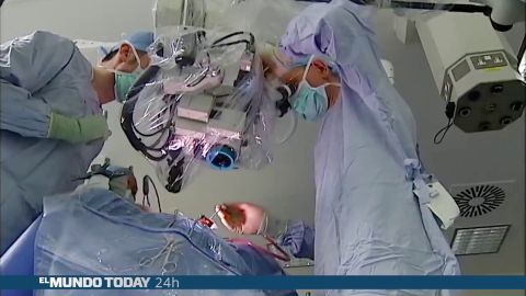 Un equipo de cirujanos consigue extirpar un banner de la web del hospital