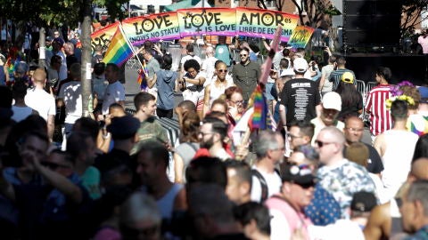 Nueva York sale a las calles para celebrar el 50 aniversario de los disturbios de Stonewall