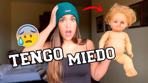 Paso la noche en una casa encantada con Youtubers | Alex Gibert