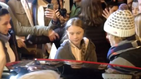 Greta Thunberg, obligada a abandonar la Marcha por el Clima de Madrid por recomendación de la Policía