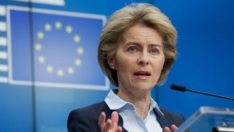 La presidenta de la Comisión Europea se declara contraria a los 'coronabonos' 