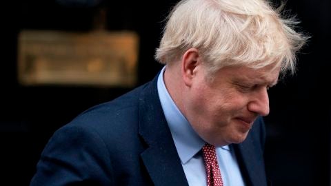 Boris Johnson sigue "mejorando muy bien" tras contagiarse de coronavirus y pasar tres noches en cuidados intensivos
