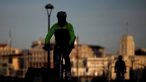 Se dispara el uso de bicicletas y coches compartidos: transportes que ayudan a mantener la distancia social