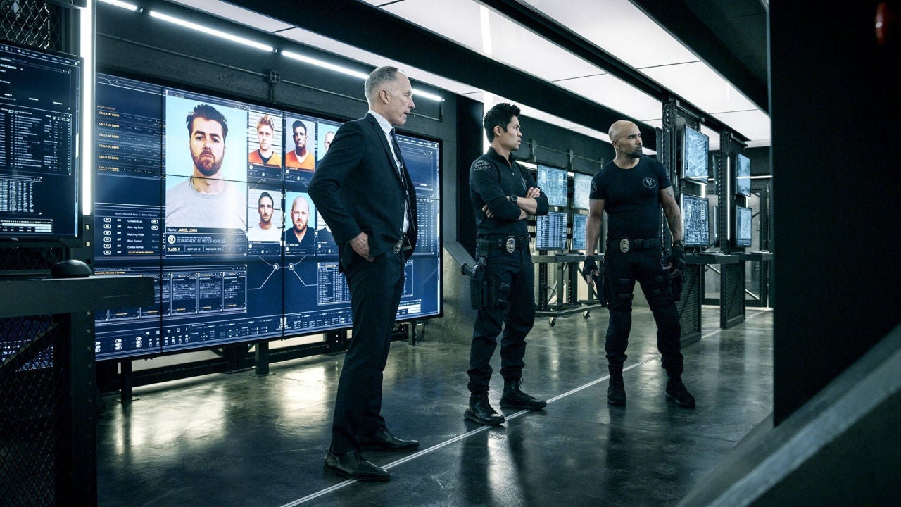 S.W.A.T. - Temporada 4 - Capítulo 14: El juicio