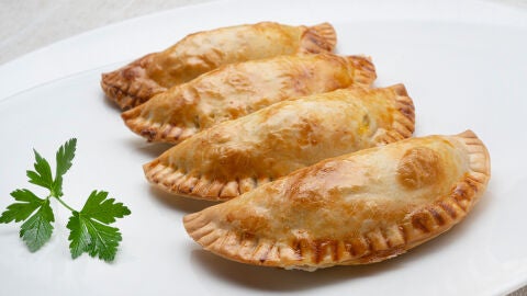 Cocina abierta de Karlos Arguiñano - Programa 2358: Empanadillas de gallina  y huevo y paletillas de cordero al txacoli