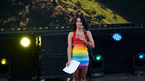 El reivindicativo discurso de Chanel en el pregón del Orgullo LGTBI: "Convirtamos los insultos en gritos orgullosos"