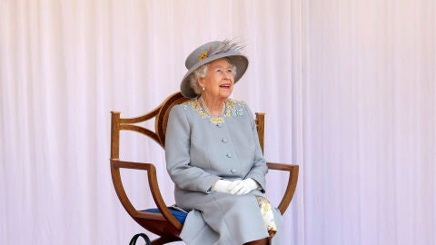 (08-09-22) Muere Isabel II: la reina de Inglaterra fallece en Balmoral a los 96 años
