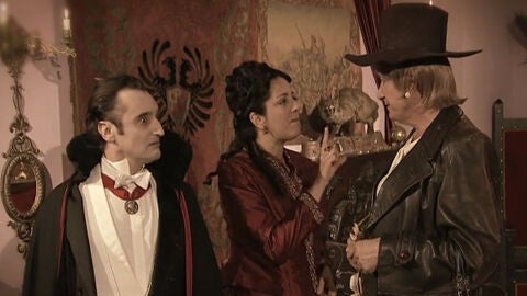 Una Van Helsing saliendo con un vampiro