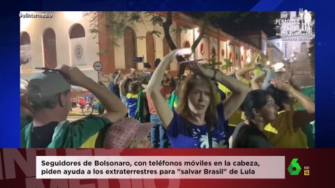 La 'estrategia' de los seguidores de Bolsonaro para acabar con Lula: pedírselo a los extraterrestres