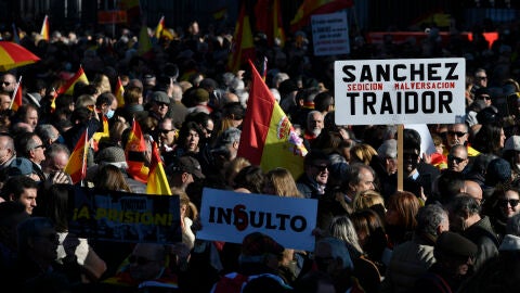(21-01-23) Más de 31.000 personas protestan en Cibeles contra la política de Pedro Sánchez