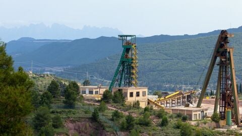 (09-03-23) Mueren un trabajador y dos estudiantes de máster al quedar atrapados en la mina de Súria