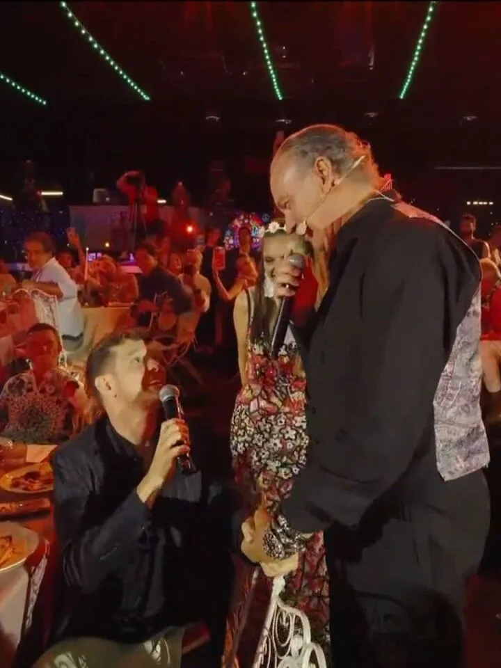 Bertín Osborne y Michael Bublé cantan a dúo