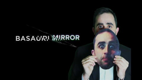 Basauri Mirror