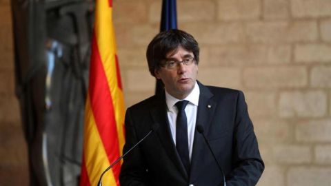 Cataluña al límite: Puigdemont no convoca elecciones por falta de garantías 