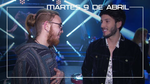 Andrés Martín y Sebastián Yatra ensayan en plató el tema 'Un año'