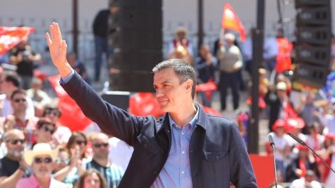 Pedro Sánchez pide el voto a los indecisos: "Hay que avanzar en justicia social, convivencia y regeneración democrática"