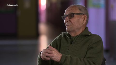 (29-08-19) La emotiva conversación de Gonzo con Agustín López, superviviente de los campos de concentración franquistas