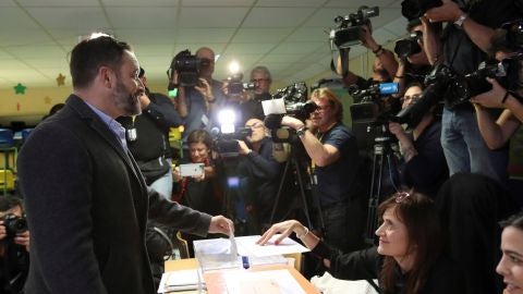 Santiago Abascal: "Espero que las urnas afiancen la unidad de España y alejen odios"
