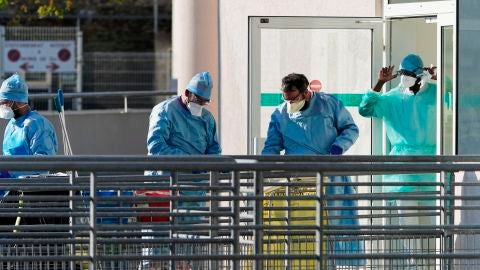 Francia amplía el confinamiento tras alcanzar 10.869 muertos por coronavirus