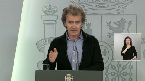 Fernando simón: "Estamos llegando al pico de contagios por coronavirus y en algunas zonas de España ya se ha superado"
