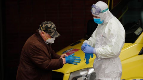 España supera los 20.000 fallecidos por coronavirus con 565 en las últimas 24 horas