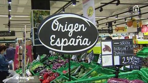 El Gobierno pide los supermercados priorizar el productor nacional en sus lineales para incentivar su compra entre los clientes