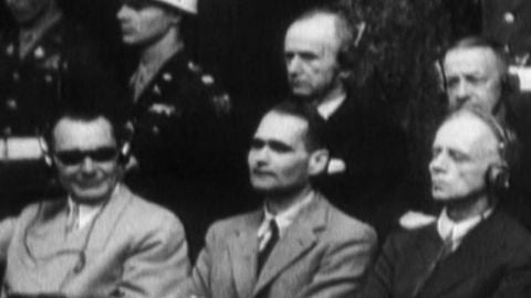 Columnas de la historia: Núremberg, poco juicio para tanto nazi