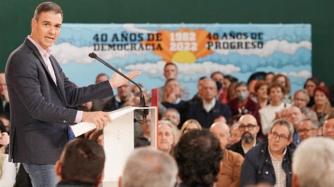 (05-11-22) Sánchez reitera que el Gobierno continuará "su hoja de ruta de aprobar impuestos para que los que están arriba apoyen"