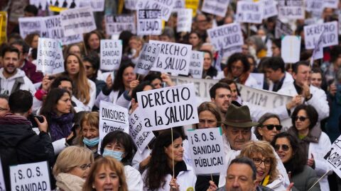 LaSexta Noticias Fin de Semana (15-01-23) La Sanidad pública madrileña sale de nuevo a la calle por la "insostenible" situación del sistema